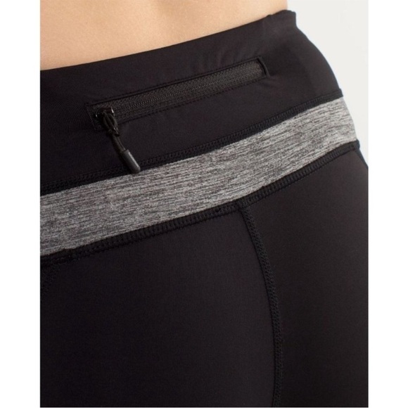 Lululemon Run A Marathon Black Cropped Athletic Pants 8 - Picture 3 of 9